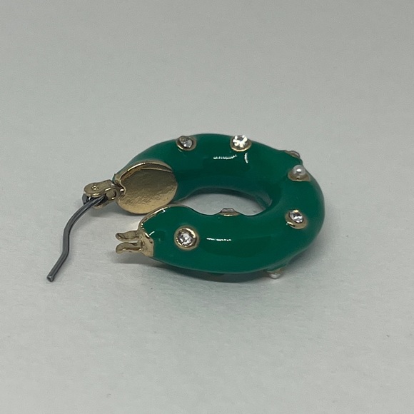 Urban Outfitters earrings - Picture 2 of 2